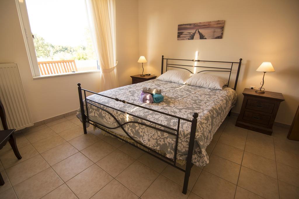 Beachway Home Kato Daratso Exterior foto